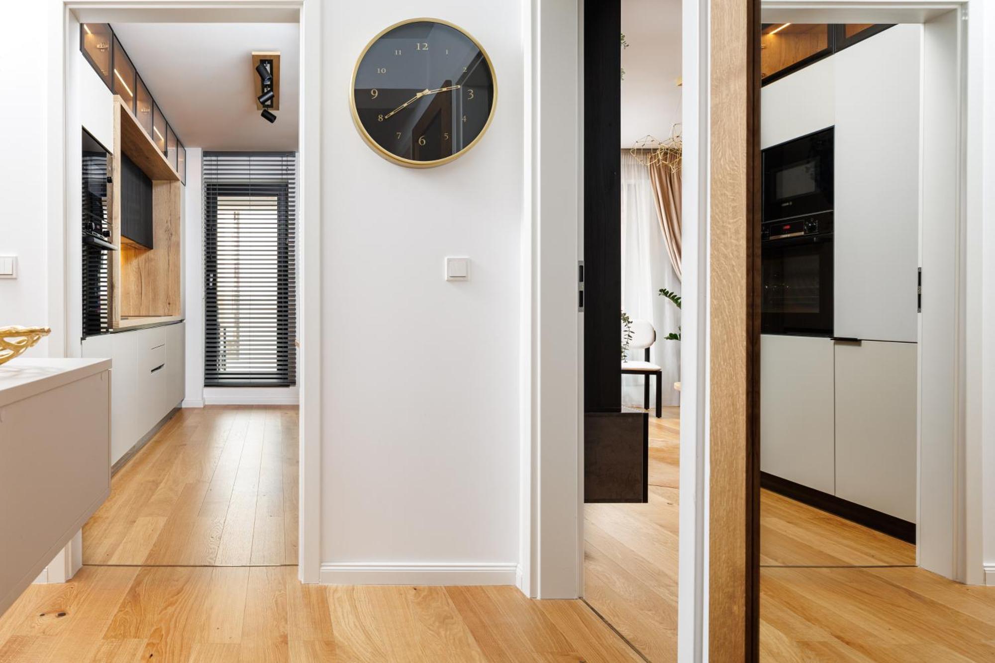 Pure Living Apartment W. Private Parking บราชอฟ ภายนอก รูปภาพ